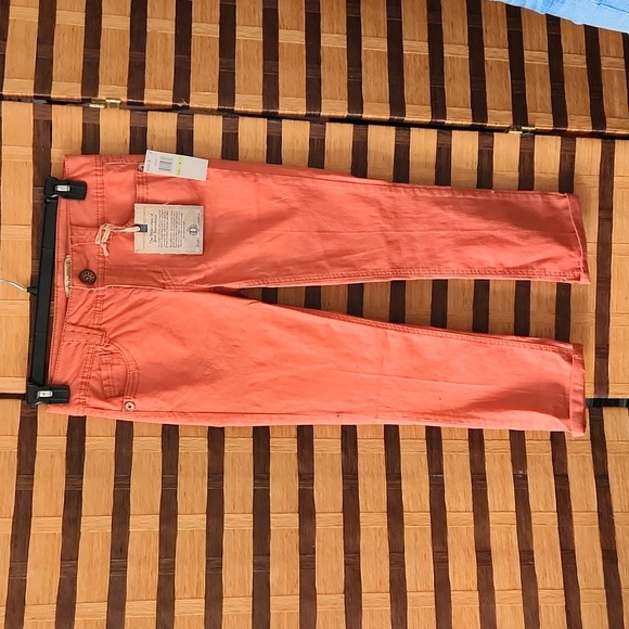 NWT! Democracy capris - Picture 1 of 9